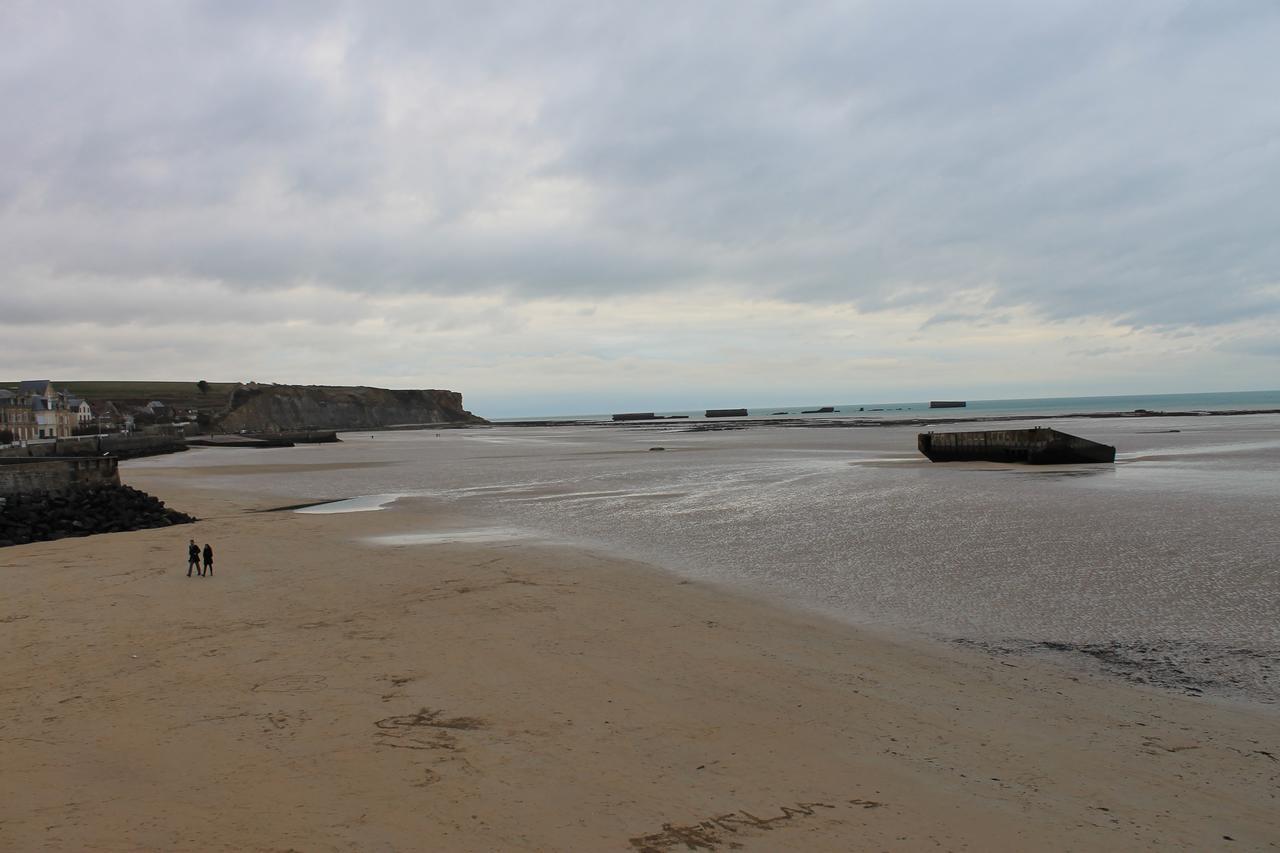 Arroplace Arromanches-les-Bains Buitenkant foto