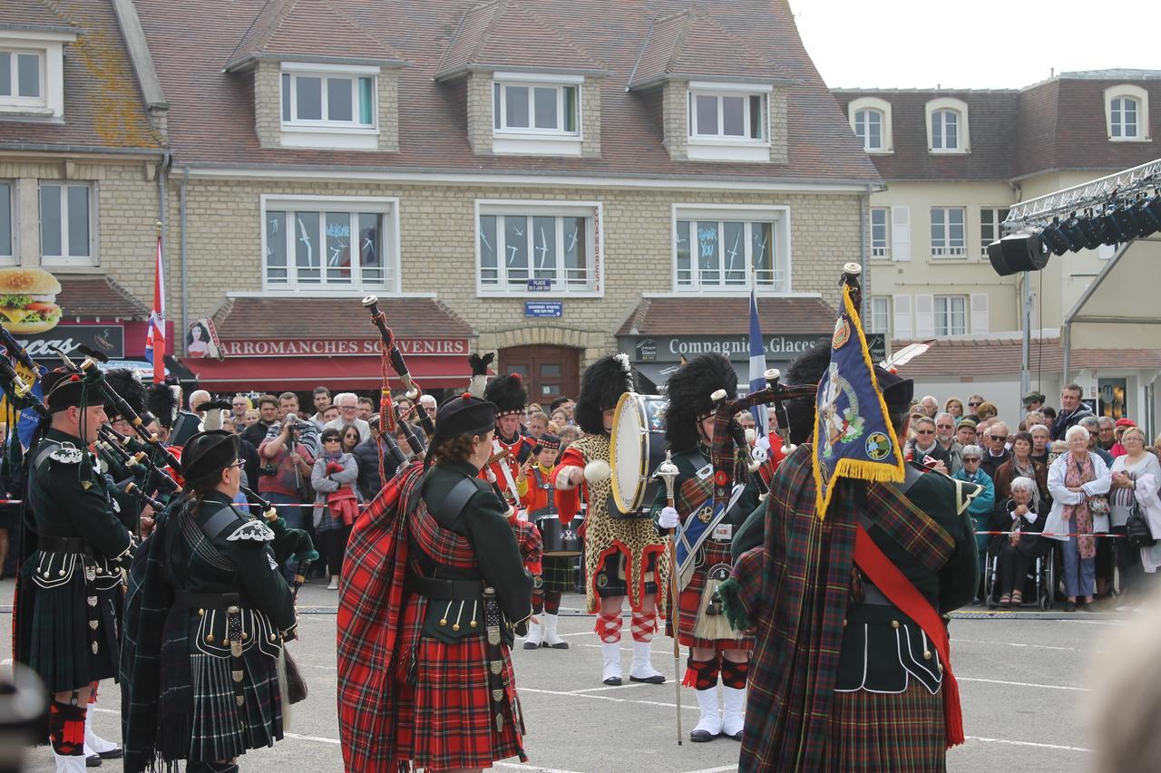 Arroplace Arromanches-les-Bains Buitenkant foto