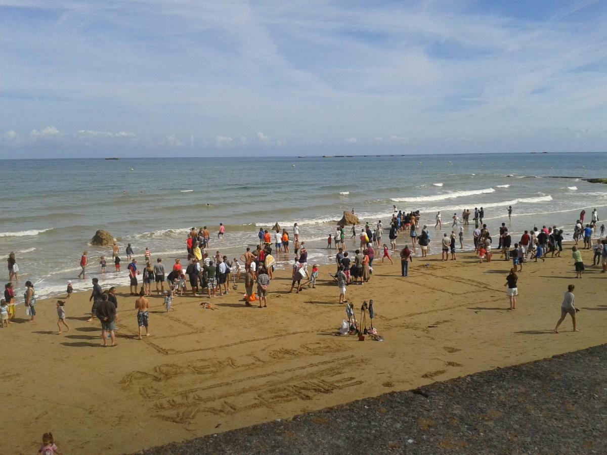 Arroplace Arromanches-les-Bains Buitenkant foto